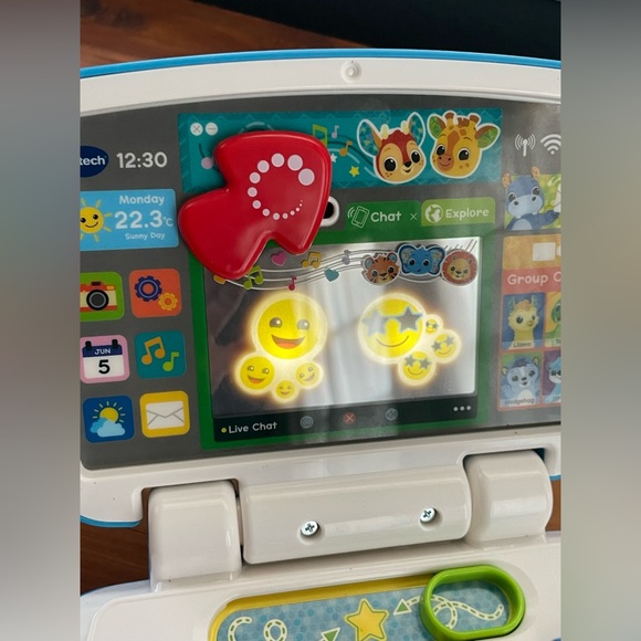 VTech Baby See & Surprise Laptop Interactive Play sing song computer play toy - Picture 8 of 15